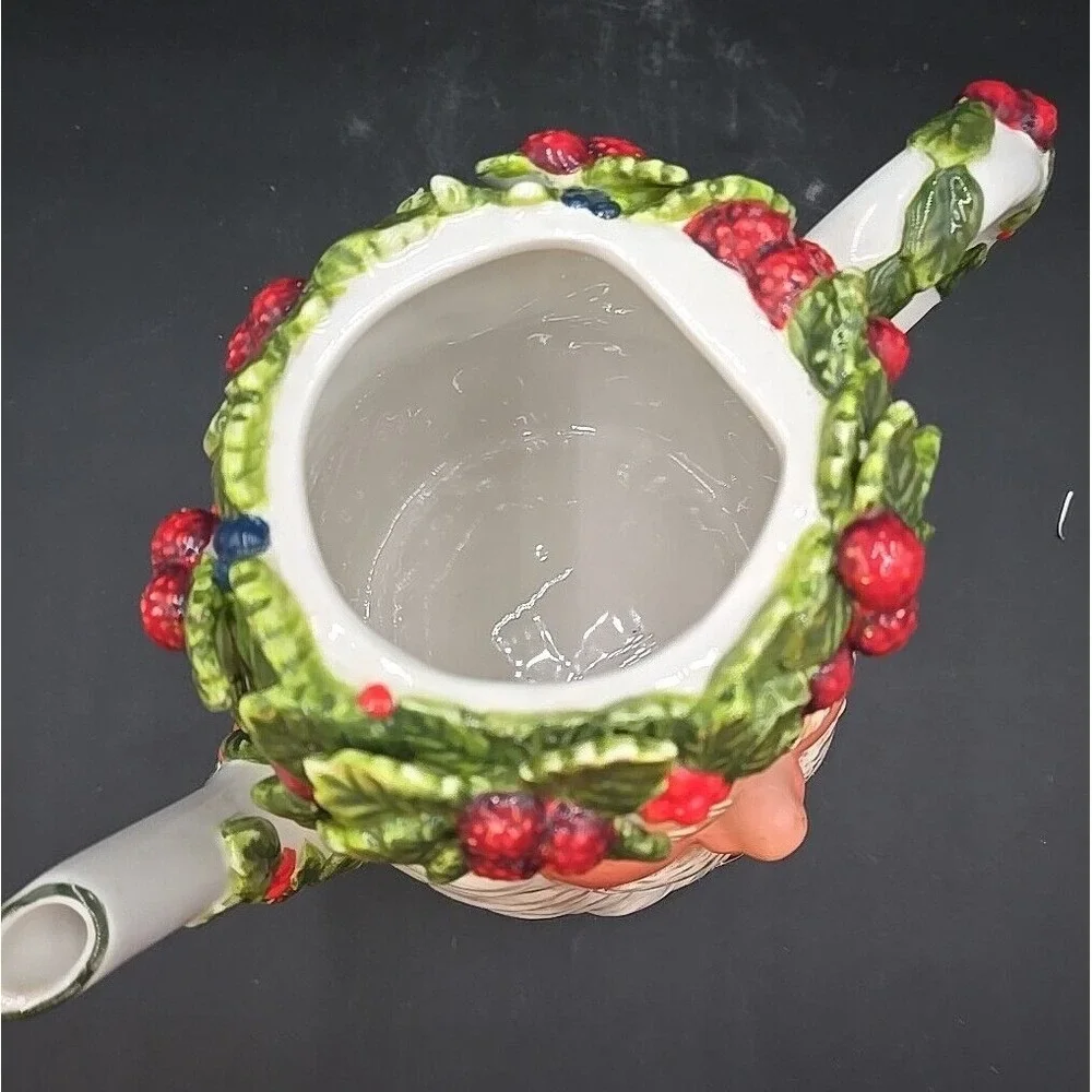 Department 56 Santa Christmas Holiday Seasonal Fruit‎ Teapot w/ box